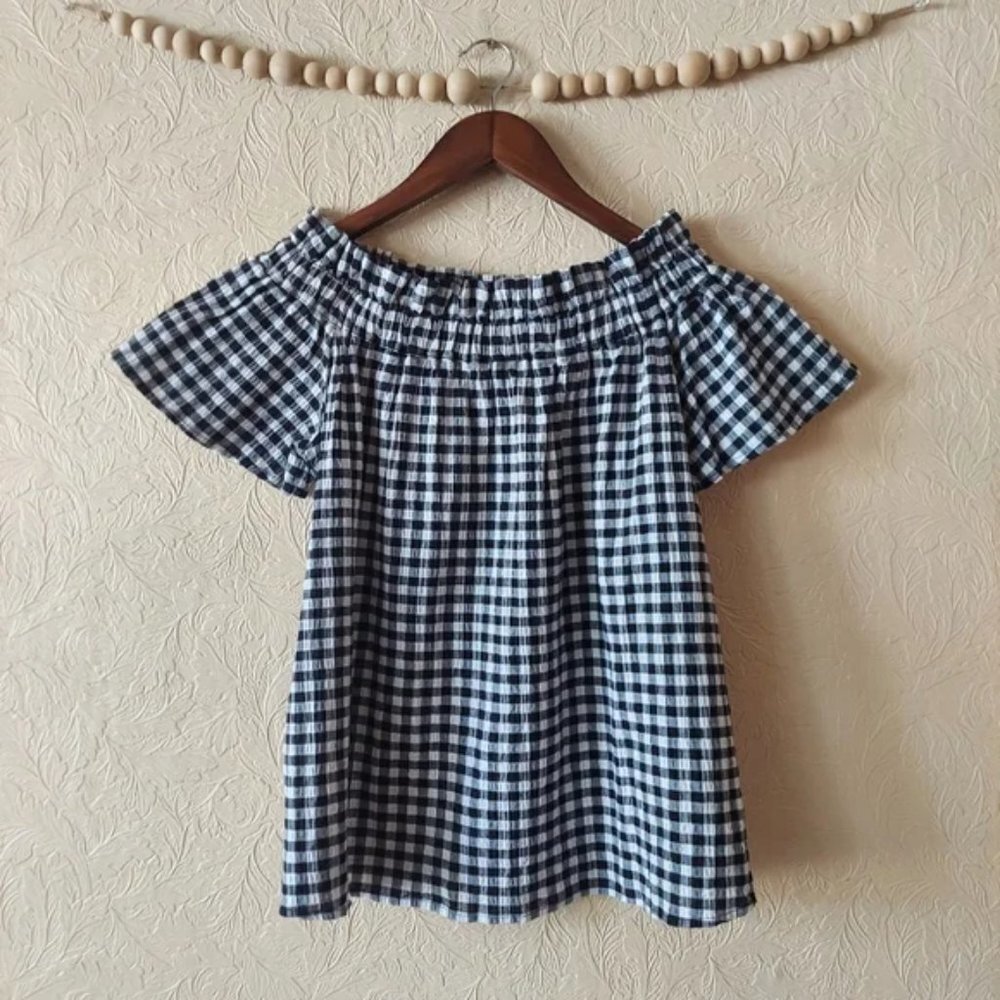 Pleione Gingham Seersucker Smocked Short Sleeve Blouse Size XS - Picture 2 of 8